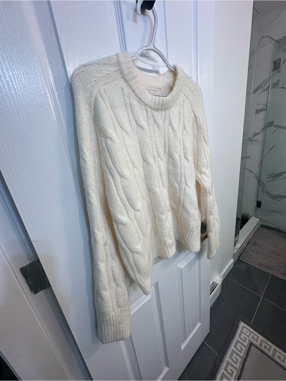 Abercrombie & Fitch Cream Cable Crew Sweater